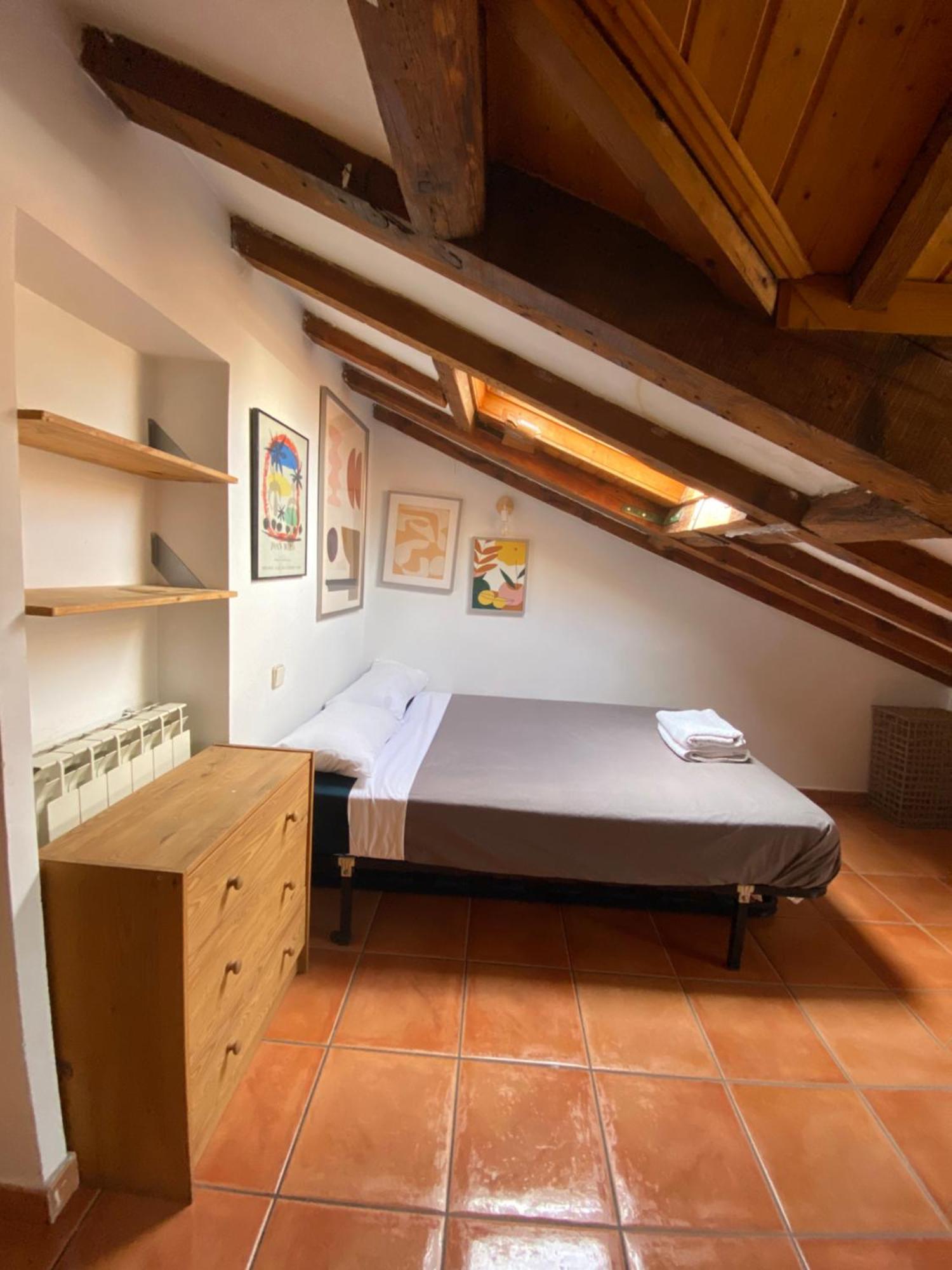 Arenal Guest House Madrid Bagian luar foto
